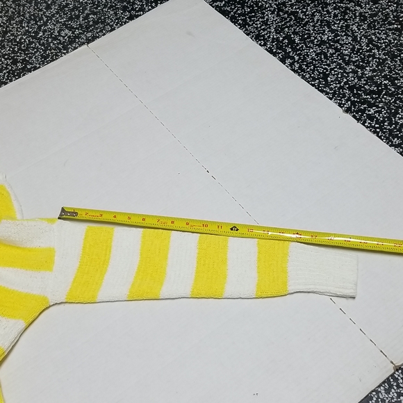 C & C CALIFORNIA SWEATER - Picture 8 of 11